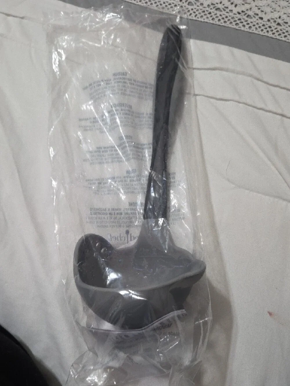 New** The Pampered Chef Gray Straining Laddle